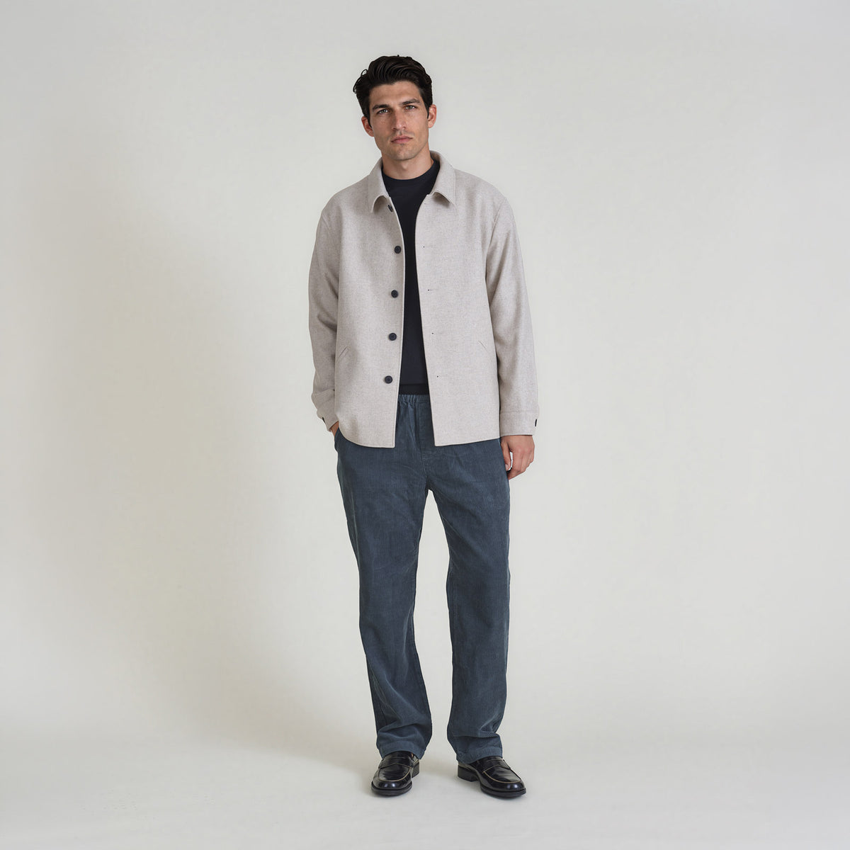 LANA-Overshirt_man_light-grey_front-full