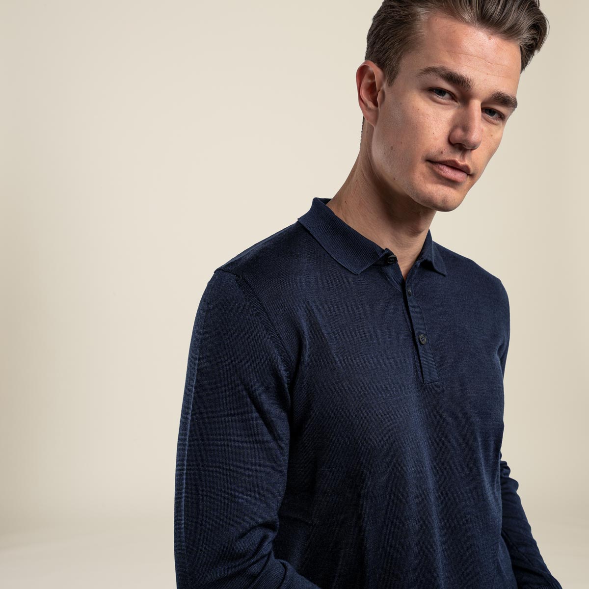 Strickpullover LEGNA-MERINO Polo Pullover Muntagnard #farbe_dunkelblau