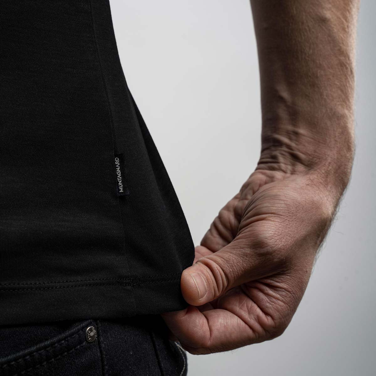 LEGNA T-Shirt Männer Muntagnard #farbe_schwarz