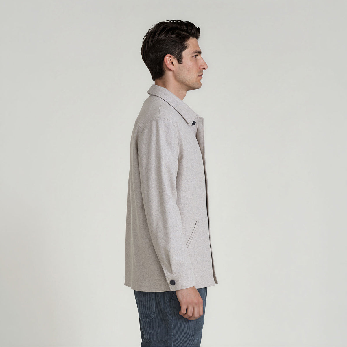 LANA-Overshirt_man_light-grey_side