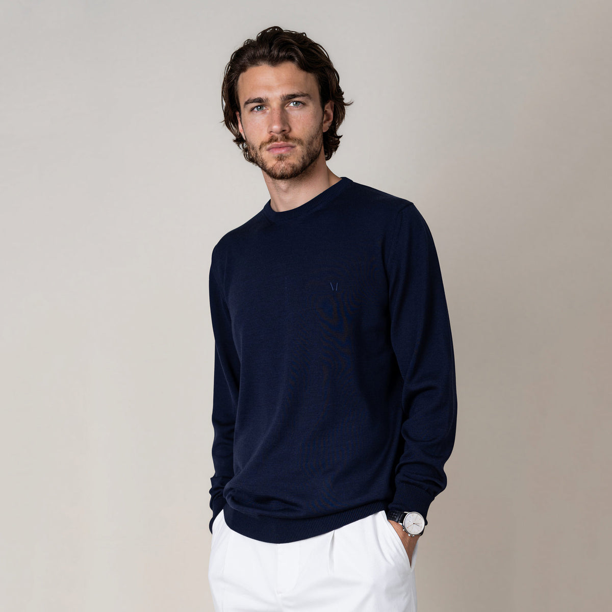 LEGNA-Sweater-Lightweight_man_dark-blue_front #color_dark blue