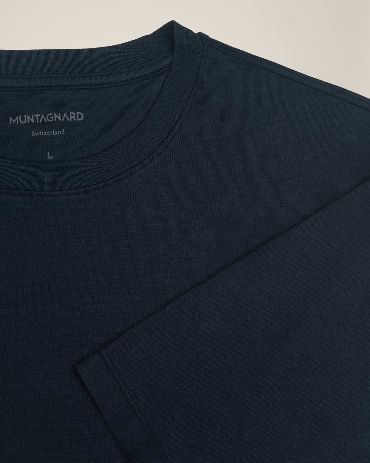 LEGNA-T-Shirt_men_dark-blue_flatlay_detail #color_dark blue